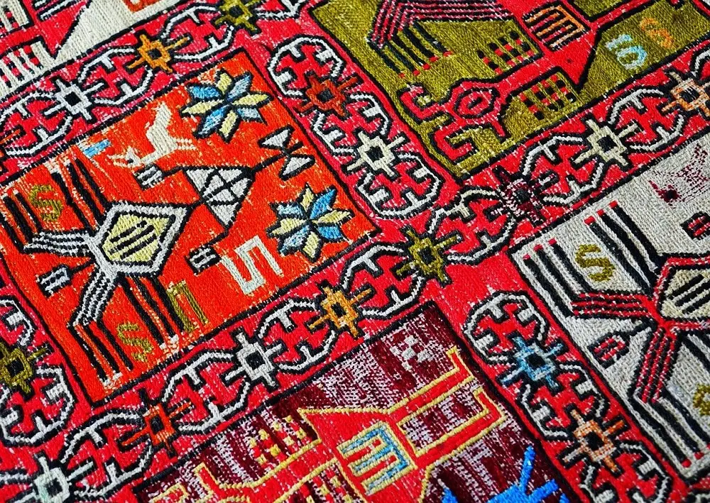 Different Types of Oriental Rugs and Their Uses