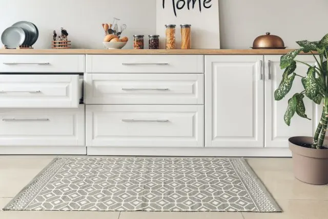 Most Common Types of Rugs: Materials, Styles, Uses & Construction