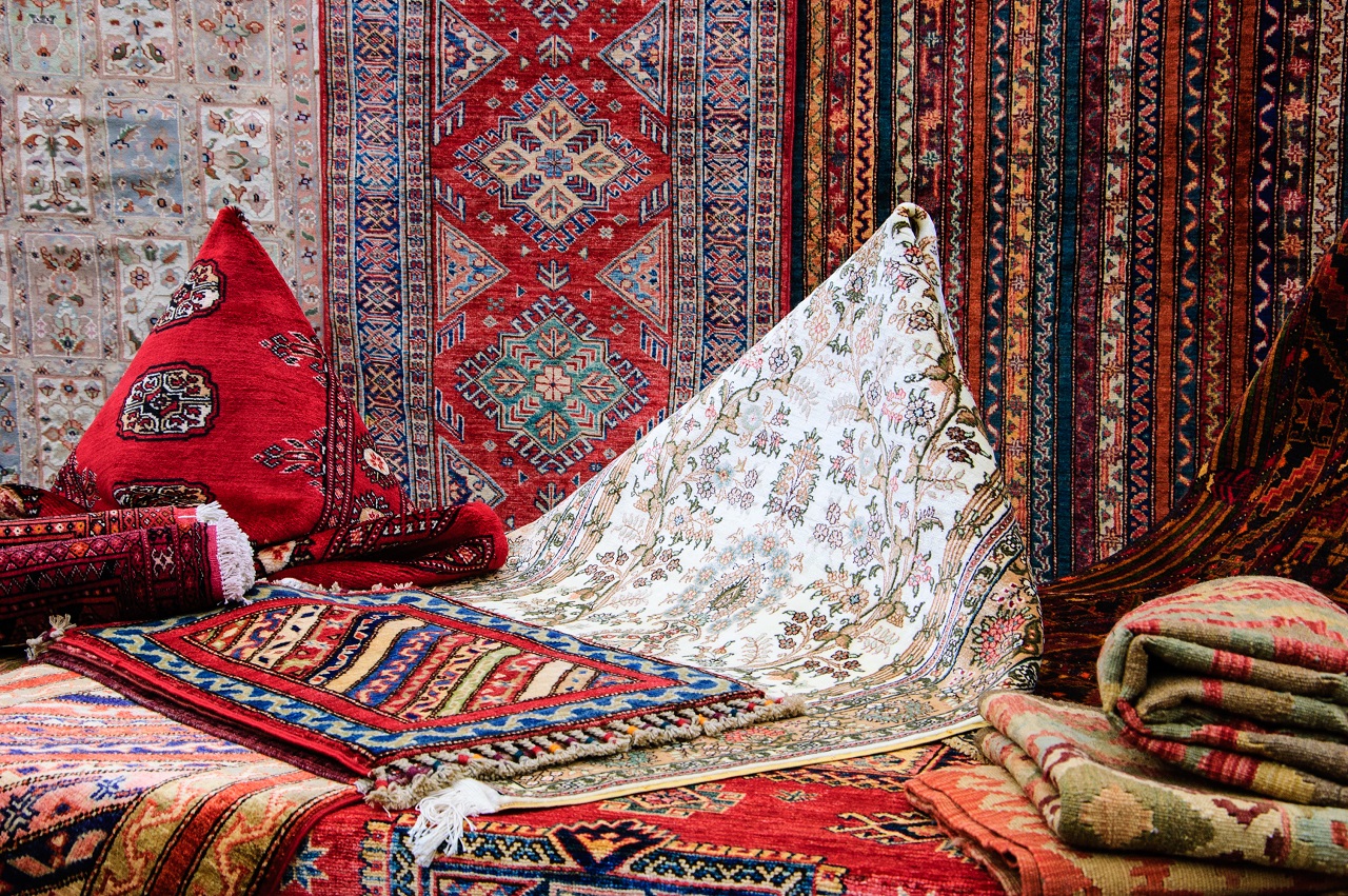 Oriental carpets in the market